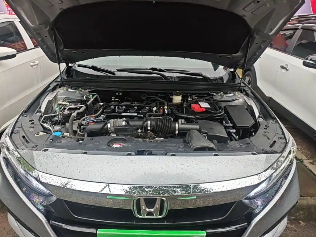 Honda Accord — миниатюра 20