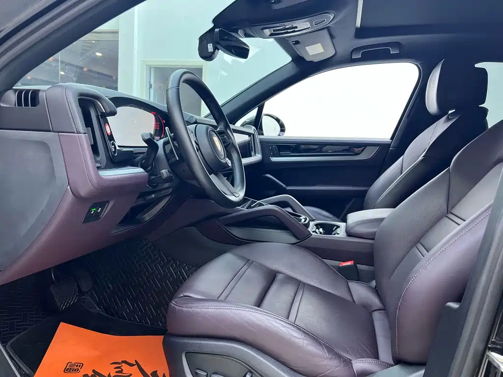 Porsche Cayenne Hybrid — миниатюра 10