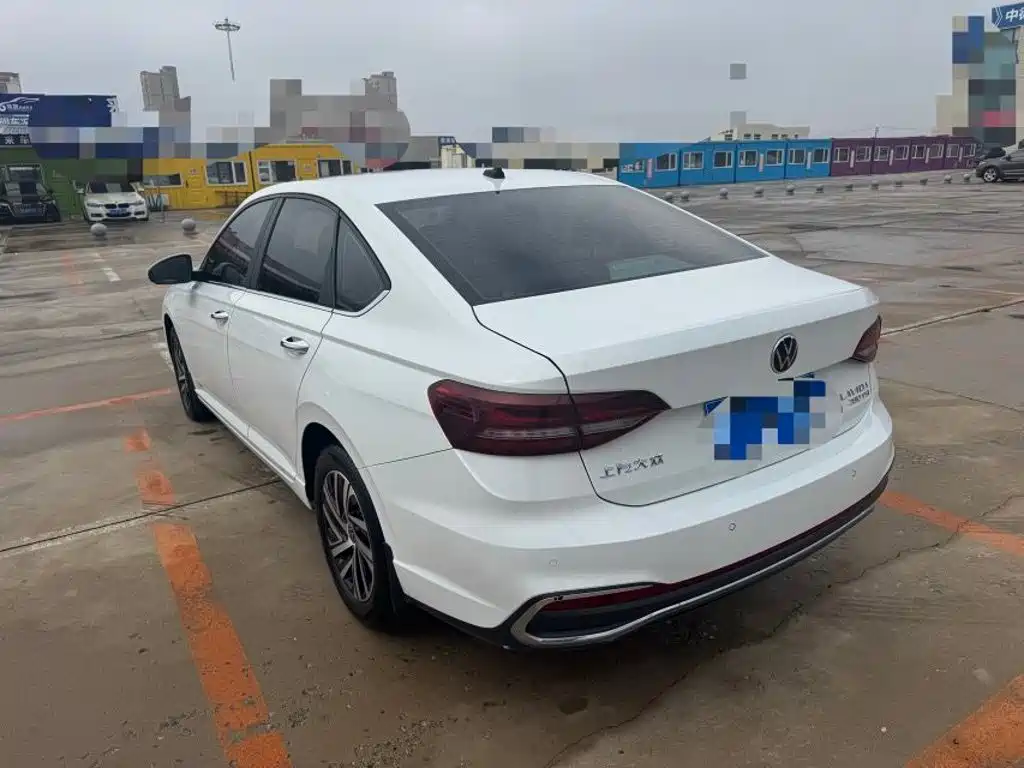 Volkswagen Lavida — миниатюра 6