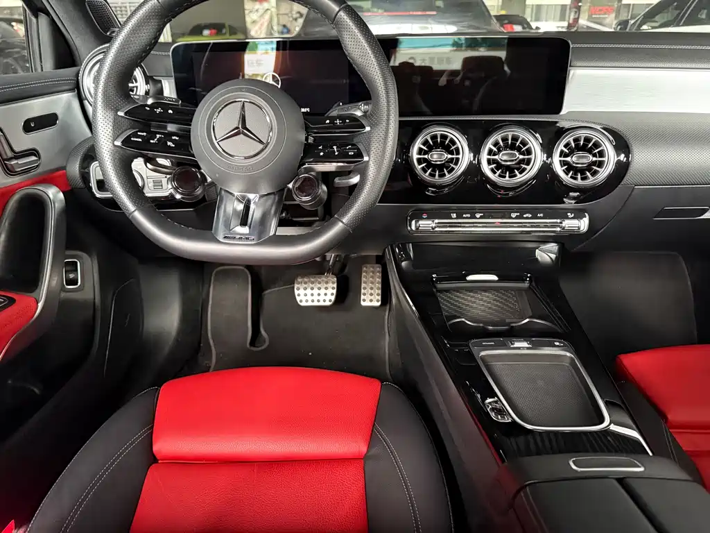 Mercedes-Benz A-Class AMG — миниатюра 12