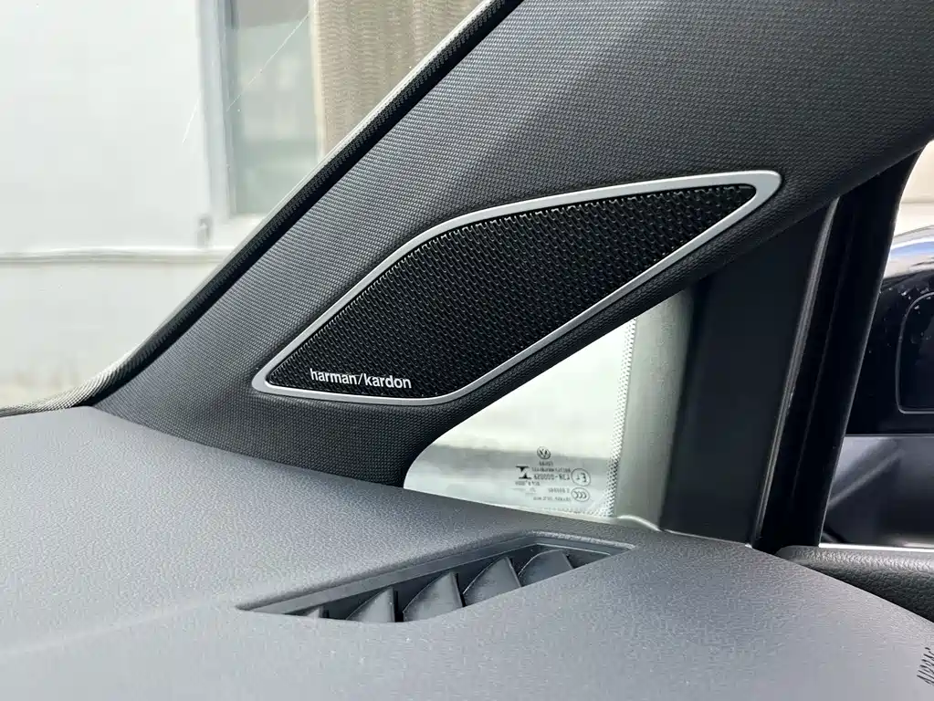 Volkswagen Golf GTI — миниатюра 9