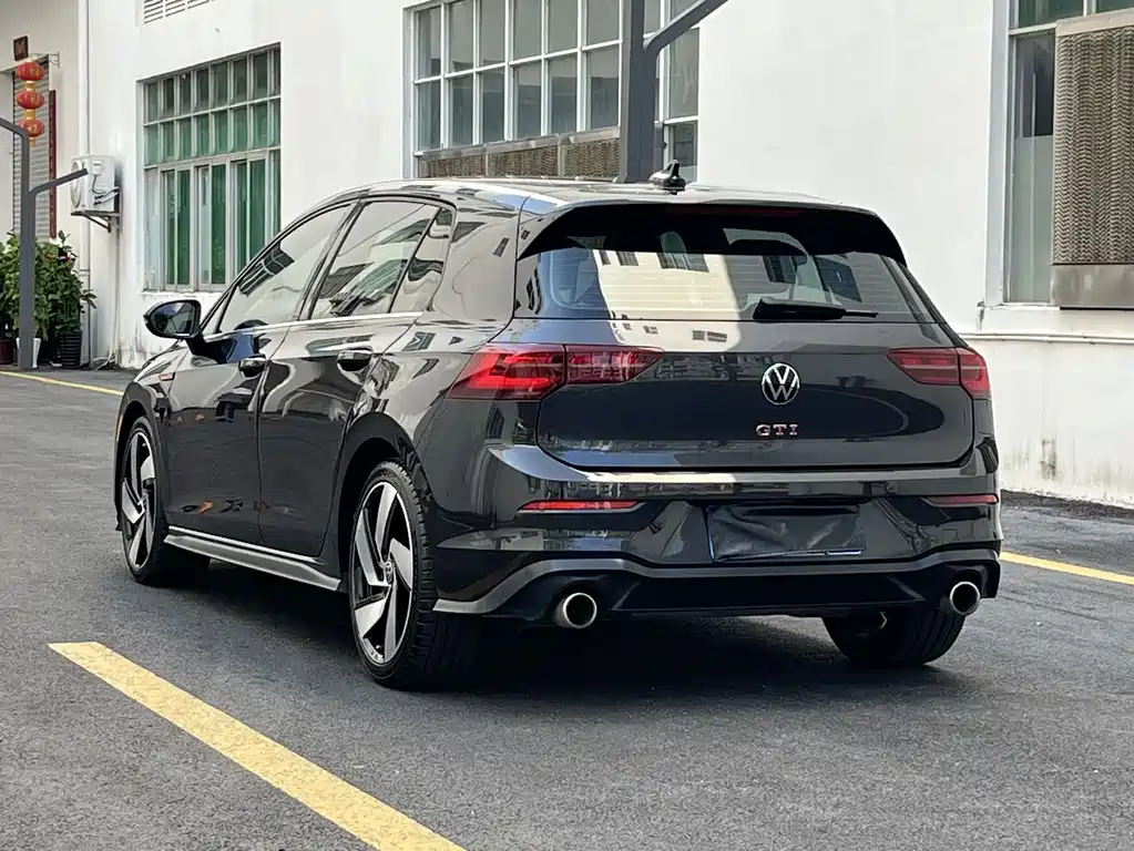 Volkswagen Golf GTI — миниатюра 16