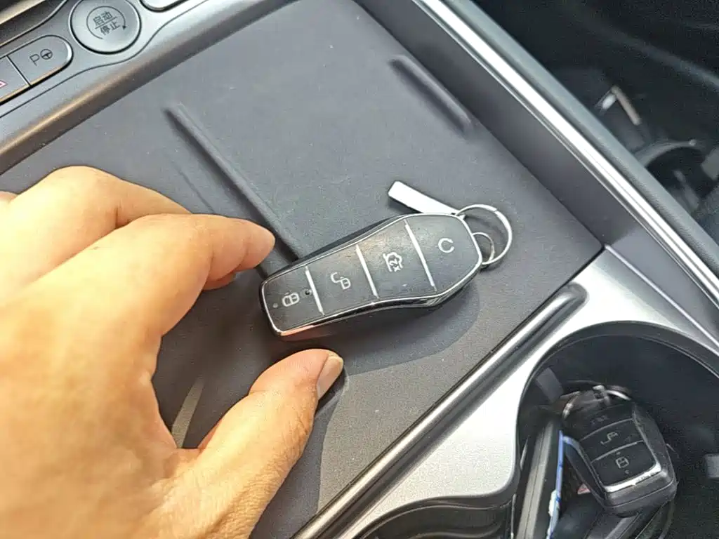 BYD Морской лев 05 EV — миниатюра 9