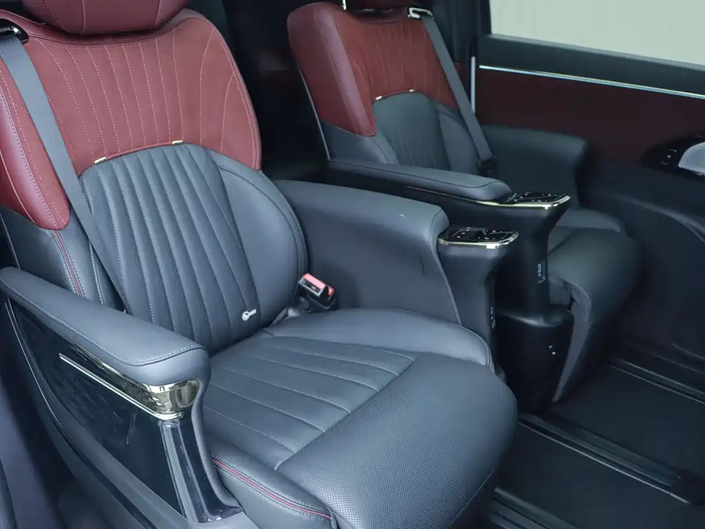 GAC Motor M8 Grandmaster Series 400T Supreme Edition, фото 12