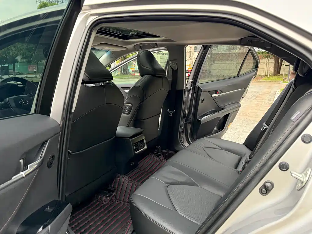 Toyota Camry 2.0GVP Leading Edition, фото 13