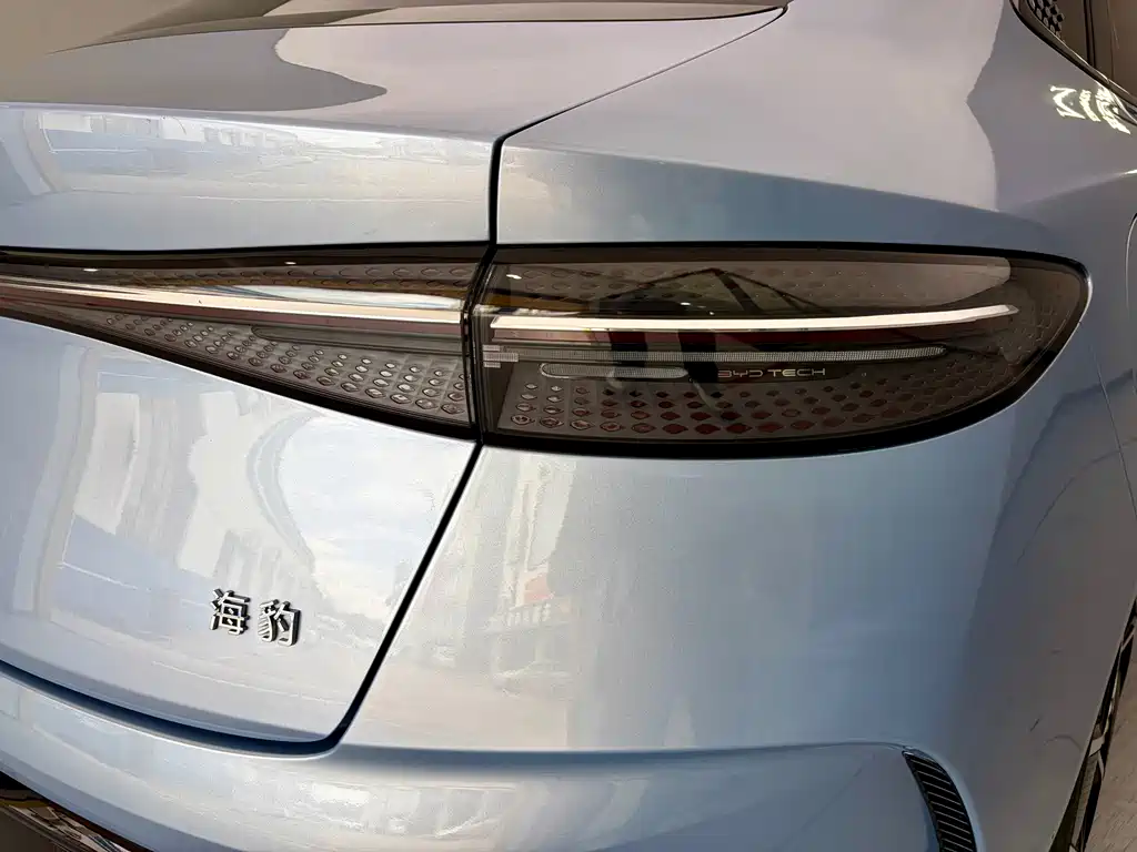 BYD Seal — миниатюра 9