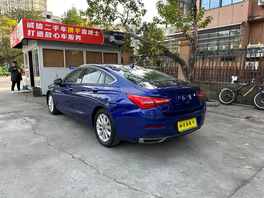 Hongqi Hongqi H5 — миниатюра 7