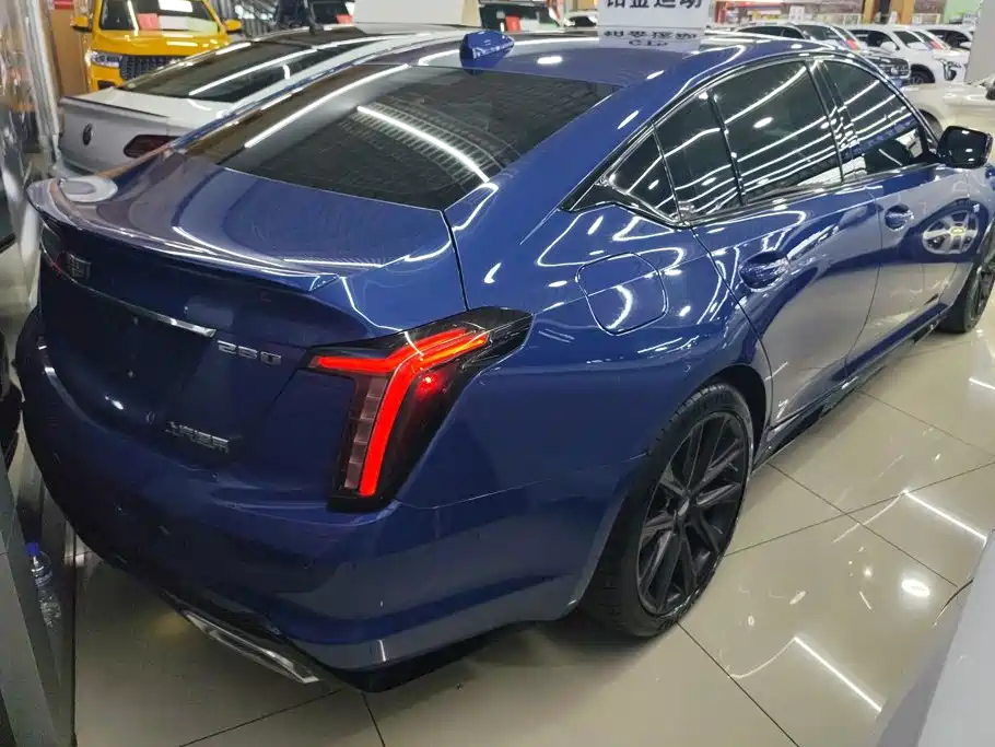 Cadillac CT5 — миниатюра 3