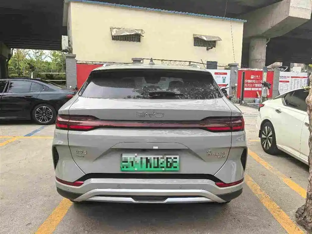 BYD PLUS New Energy — миниатюра 5