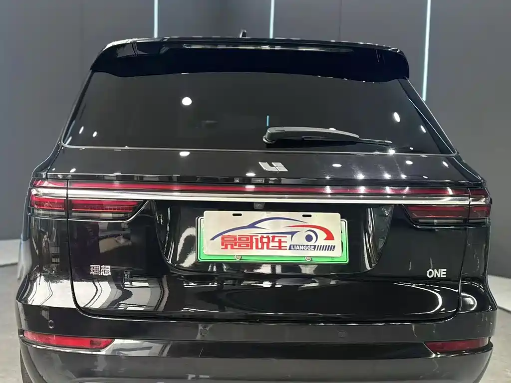Li Auto ONE 2021 6 мест