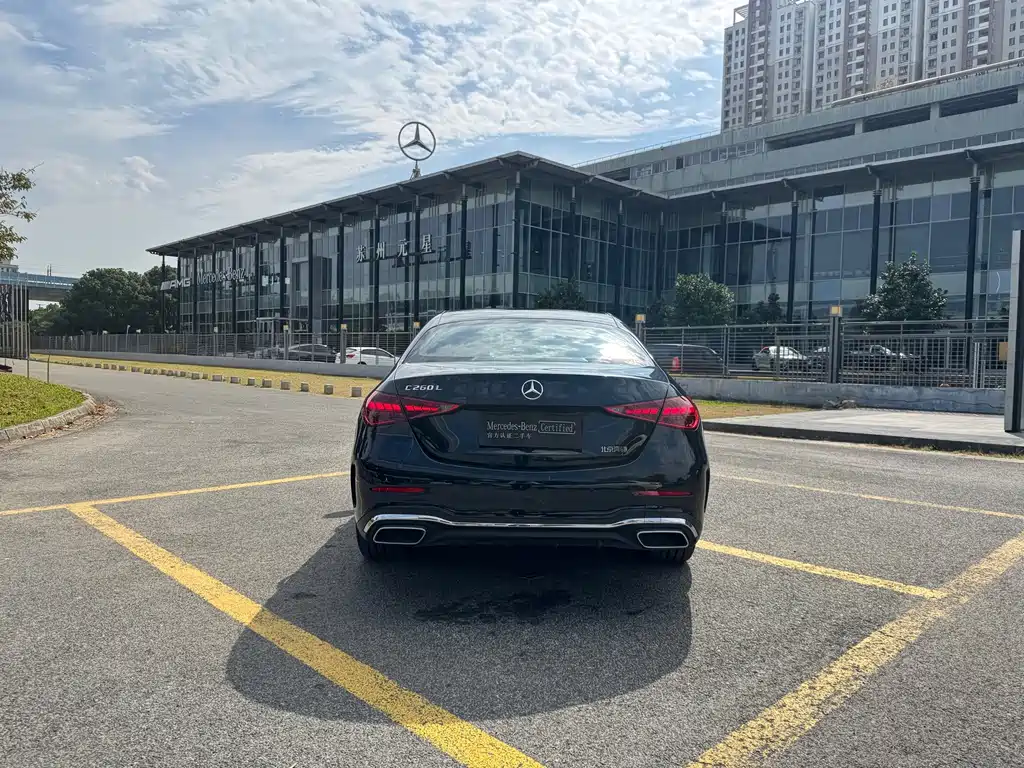Mercedes-Benz C-Class — миниатюра 18