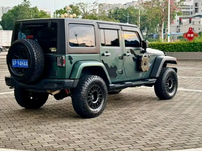 Jeep Wrangler — миниатюра 5