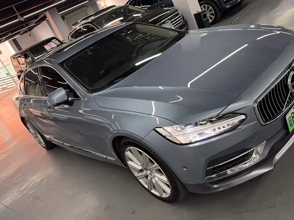 VOLVO S90 PLUG IN HYBRID