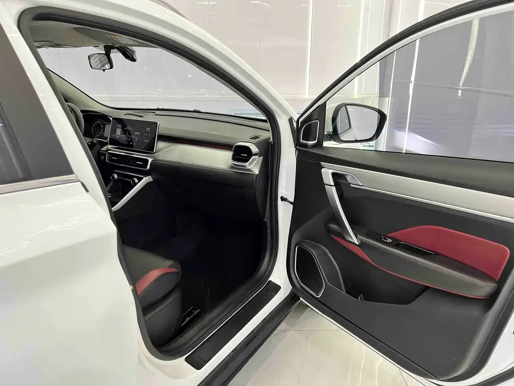 GEELY AUTOMOBILE BINYUE