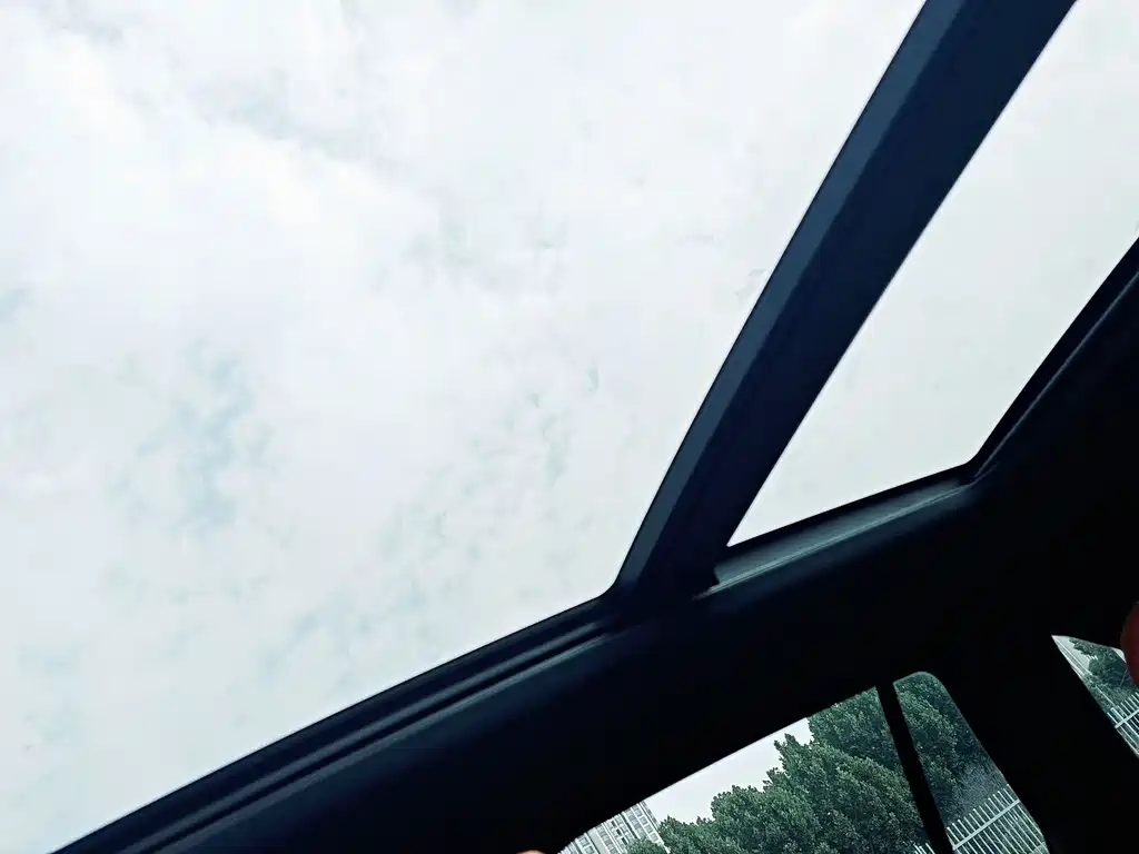 Mercedes-Benz GLC — миниатюра 17