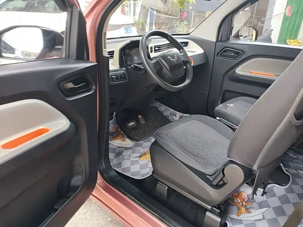 Wuling MINIEV — миниатюра 16