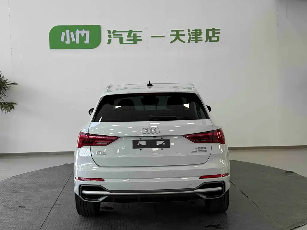 Audi Q3 — миниатюра 5