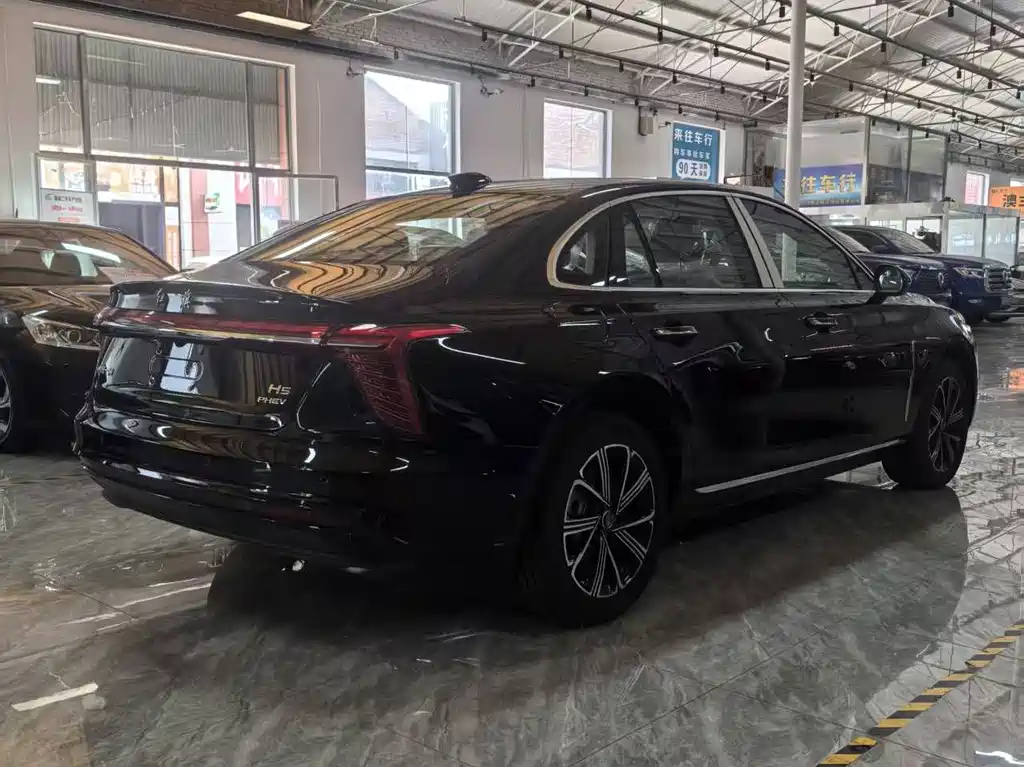 Hongqi H5 PHEV 2025 130
