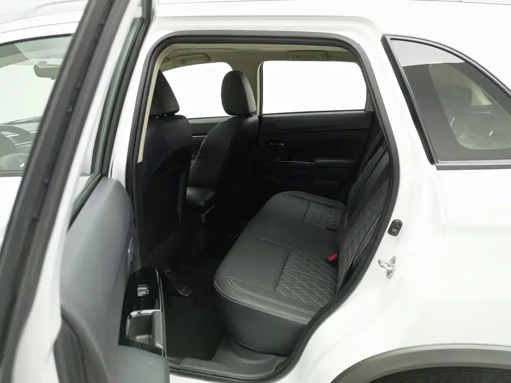 Mitsubishi ASX — миниатюра 15