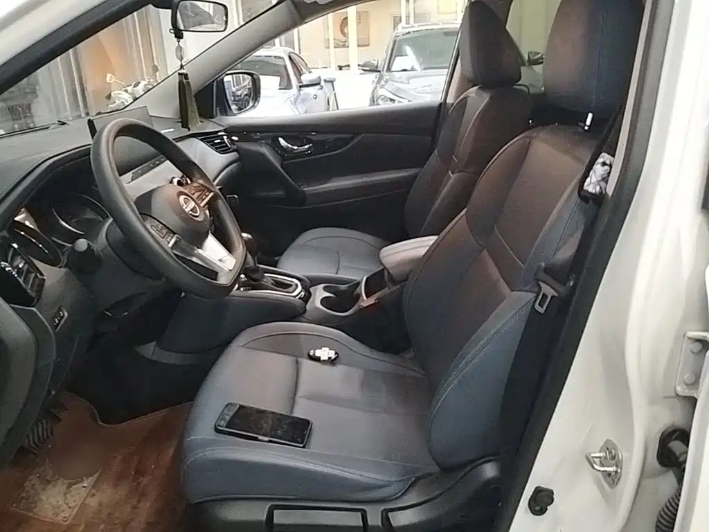 Nissan Qashqai — миниатюра 15