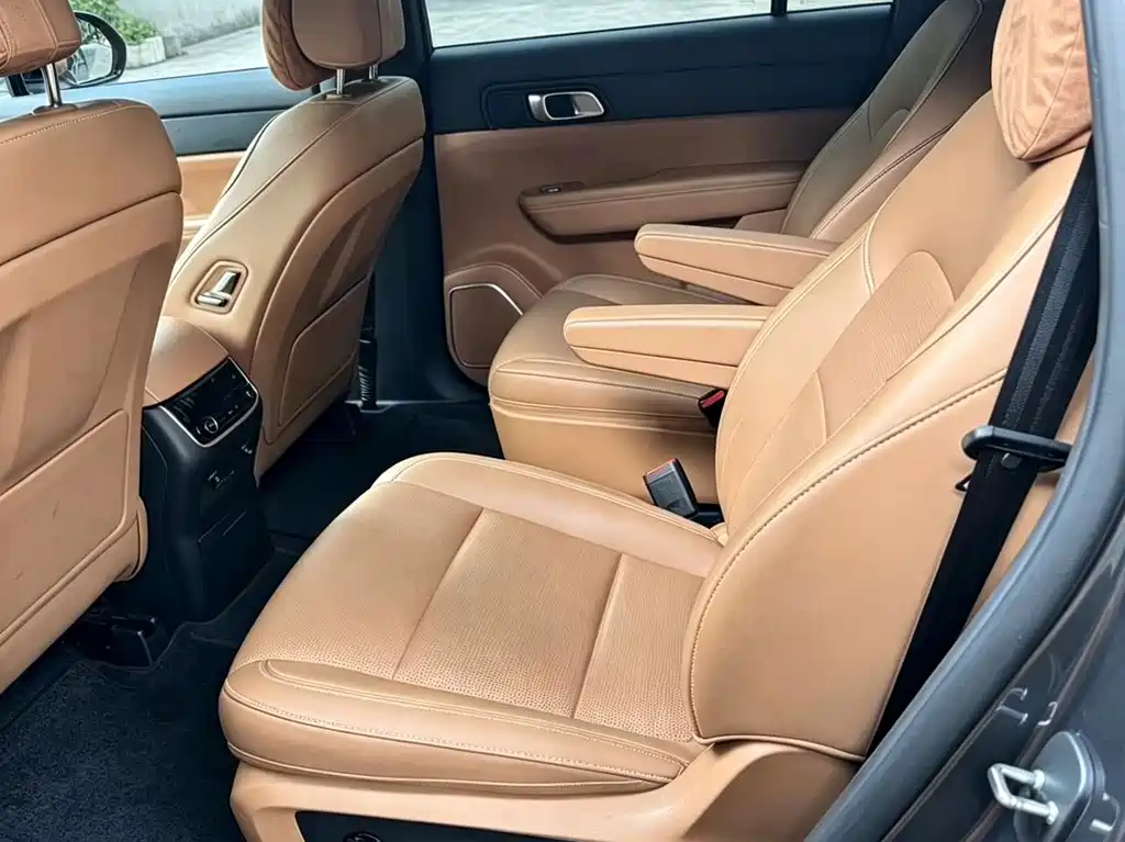 Li Auto Li ONE — миниатюра 10