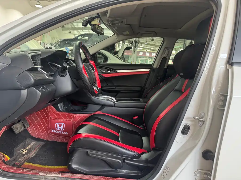 Honda Civic — миниатюра 7