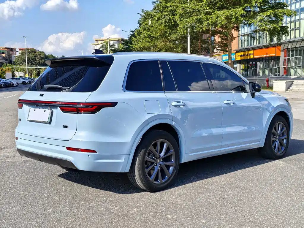 Li Auto Li ONE — миниатюра 17