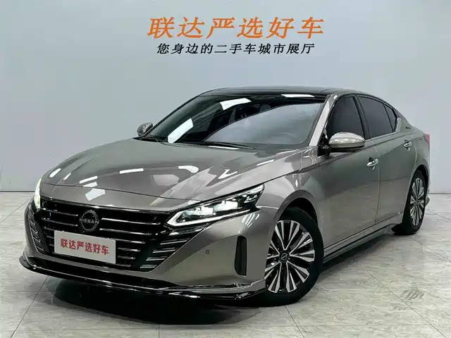 NISSAN TEANA