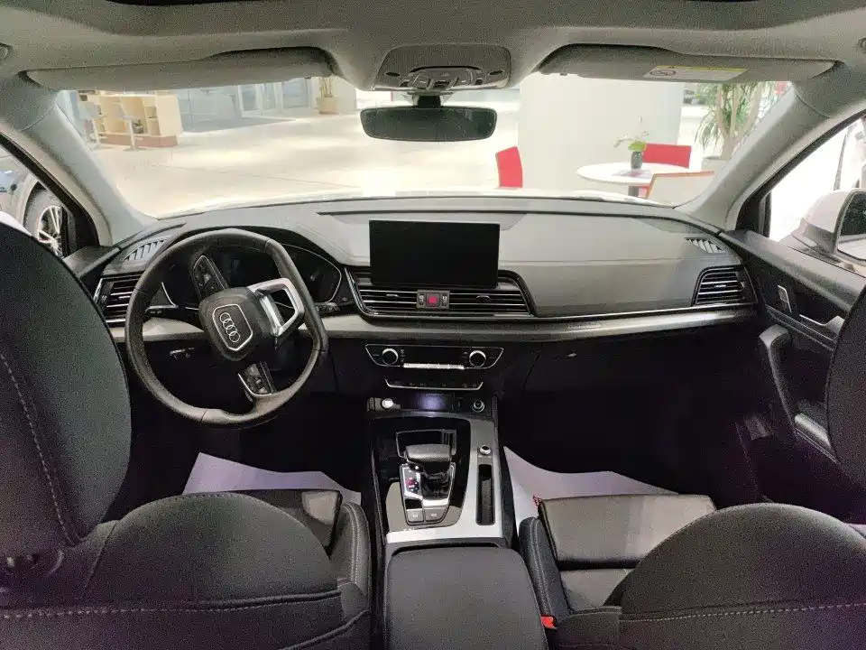Audi Q5L — миниатюра 5