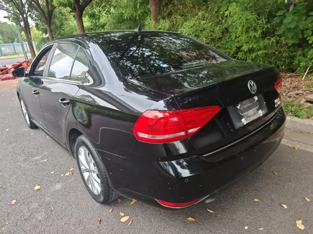 Volkswagen Lavida — миниатюра 5