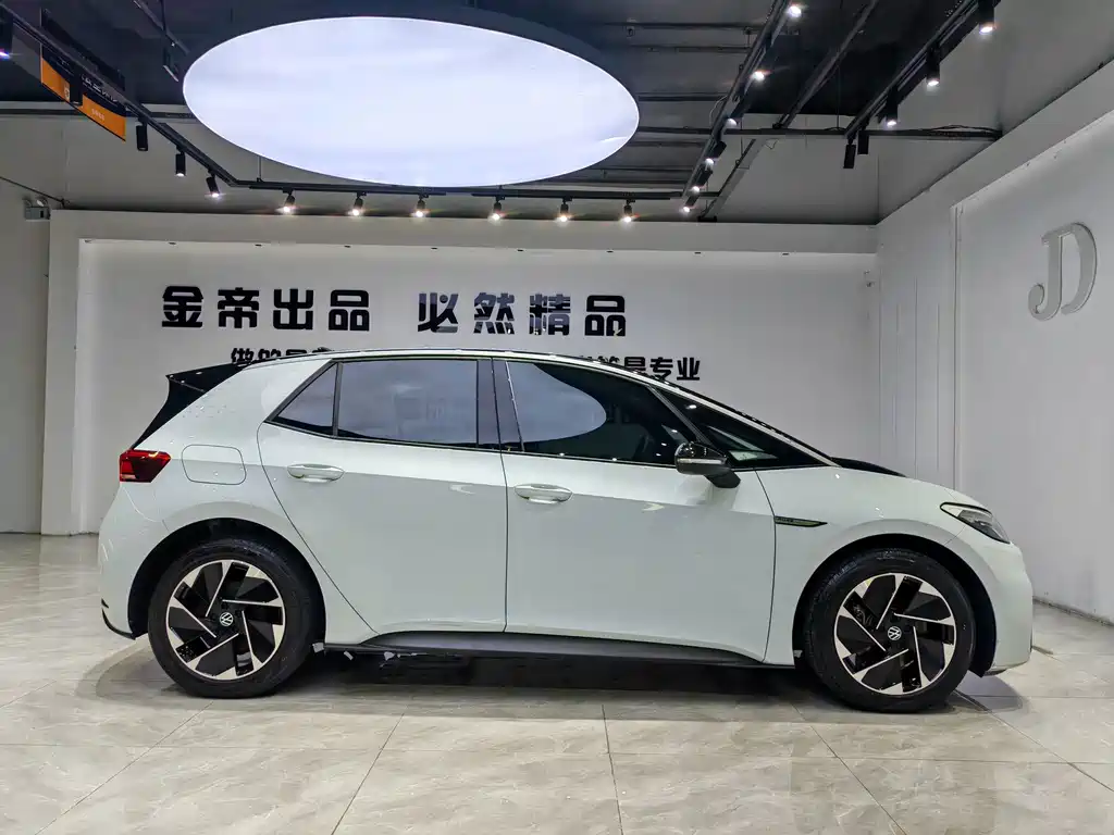 Volkswagen ID.3 — миниатюра 16