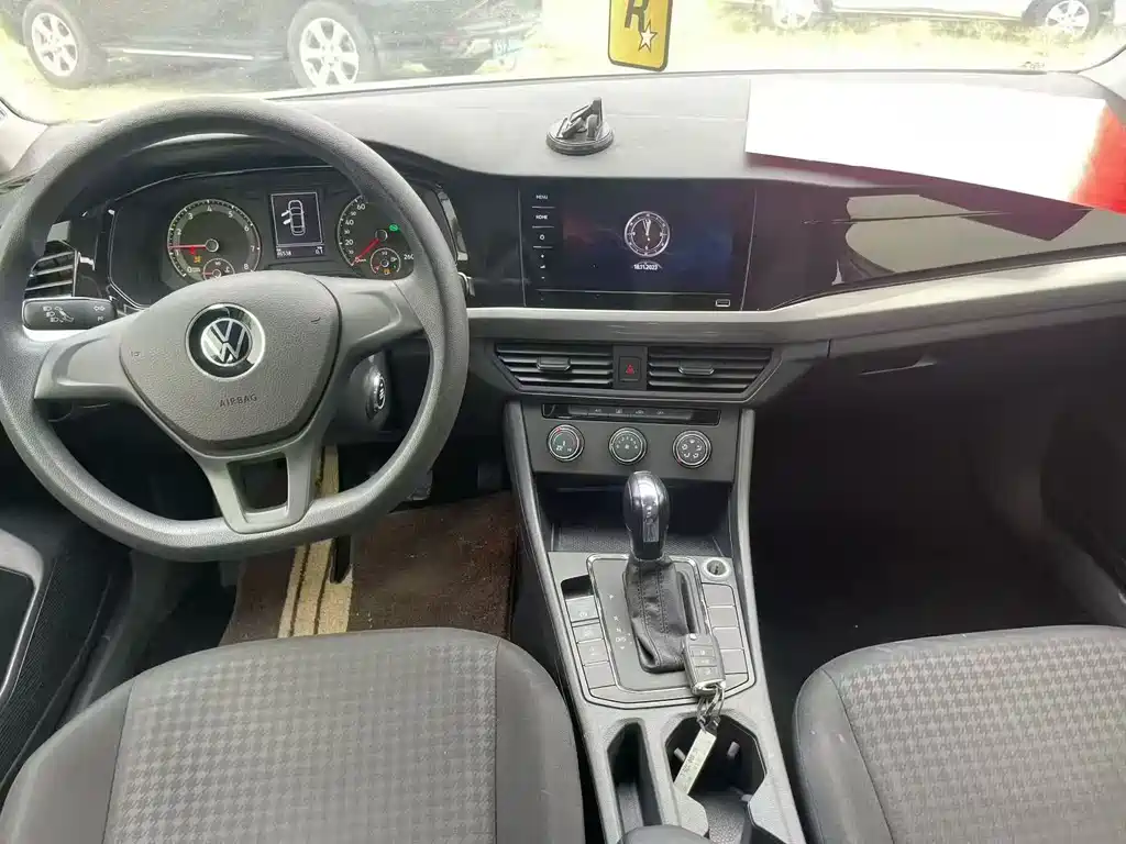 Volkswagen Bora 2021 1.5L AT Comfort Smart Connect