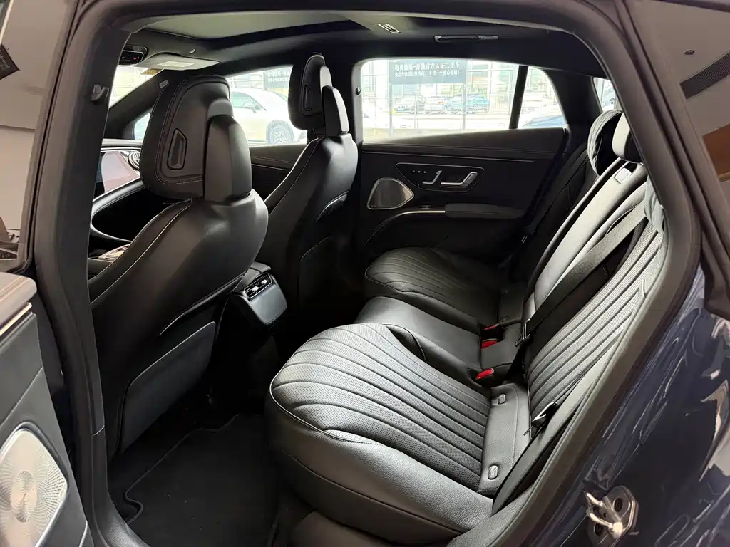 Mercedes-Benz EQS — миниатюра 7