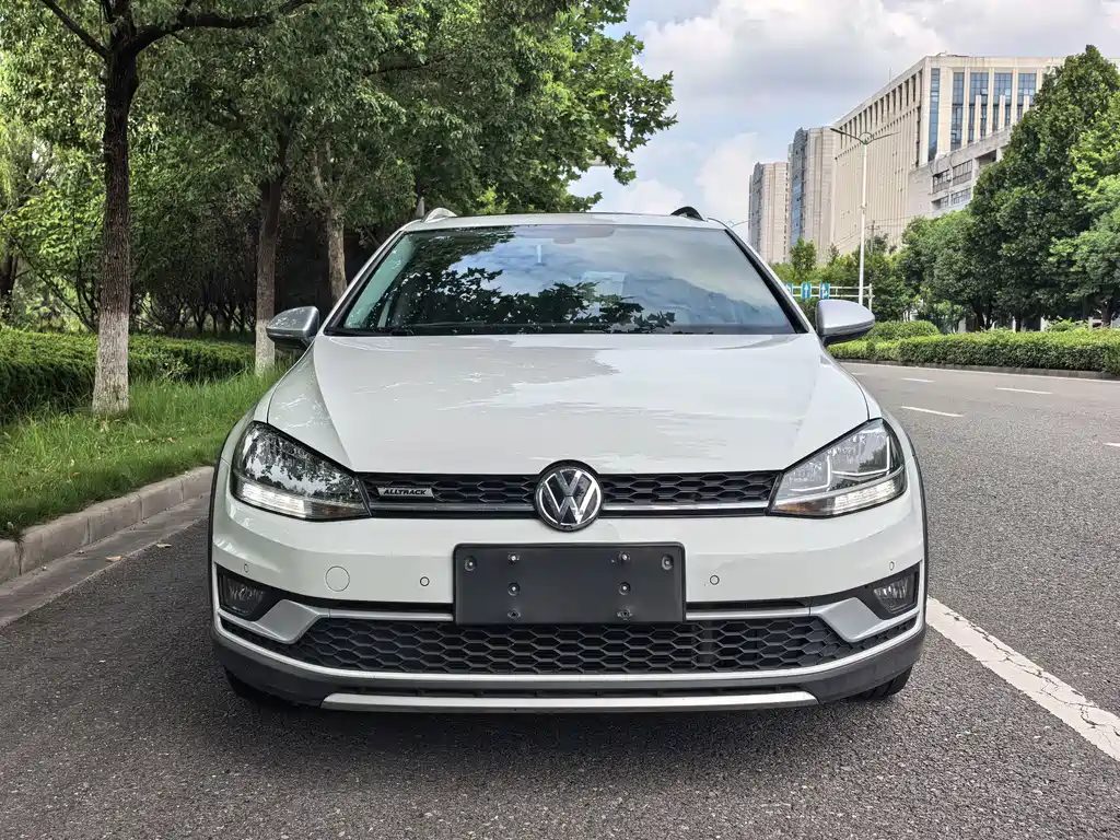 Volkswagen Golf (Import) — миниатюра 2