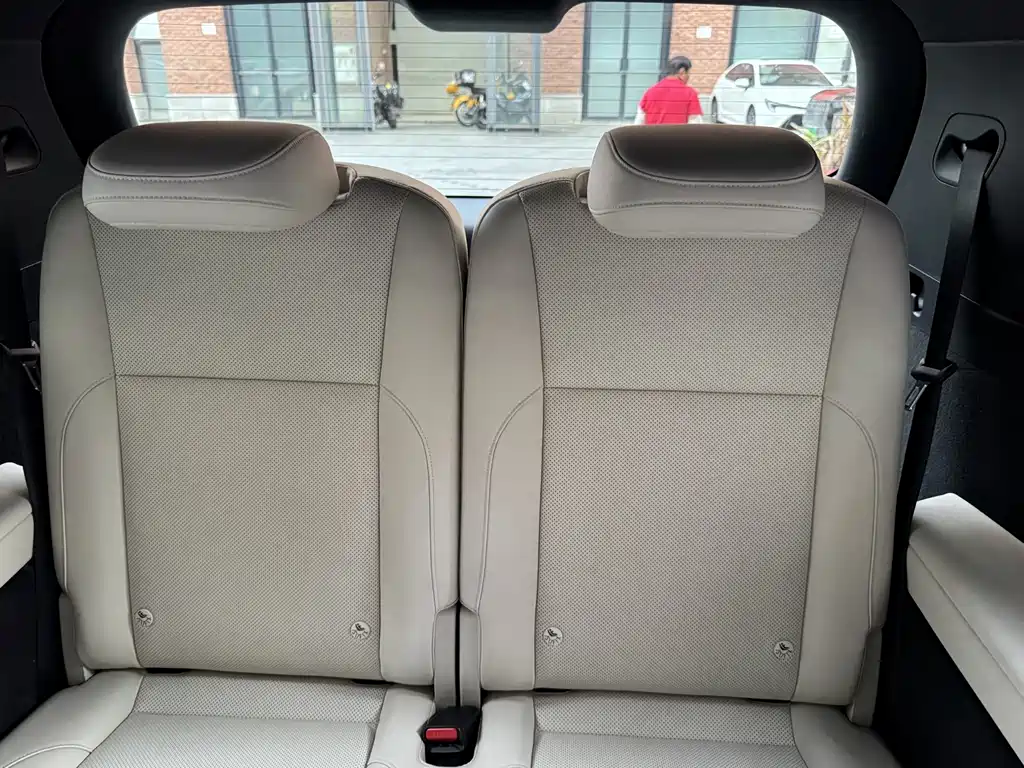 Li Auto Li L8 — миниатюра 10