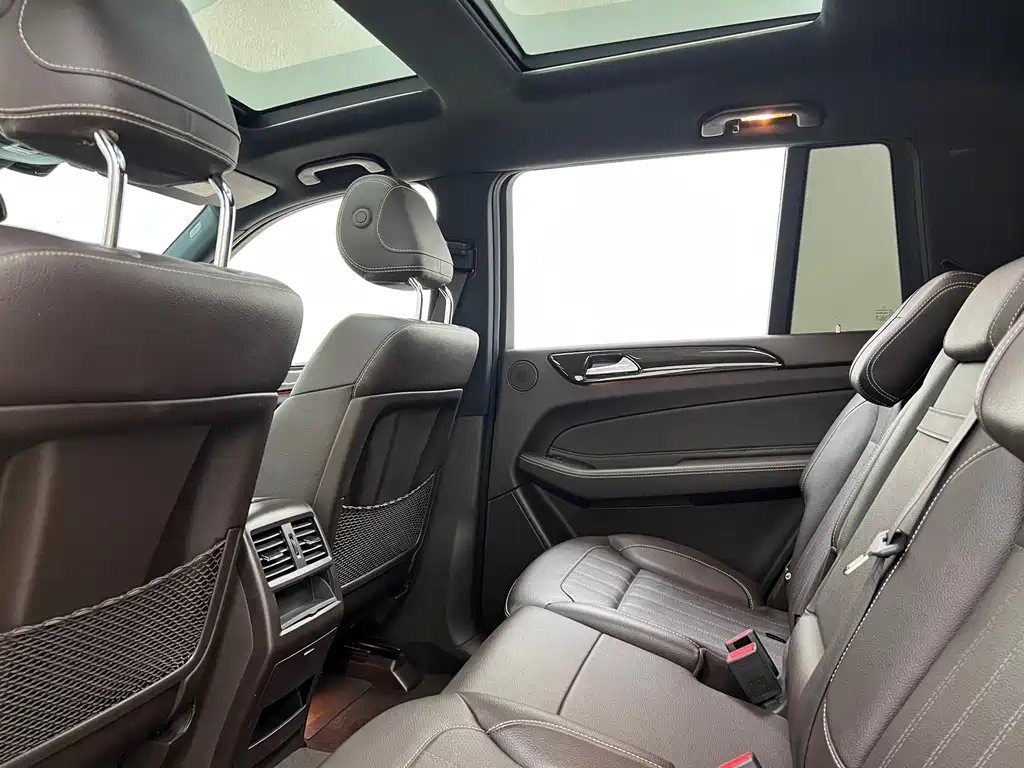 Mercedes-Benz GLS — миниатюра 19