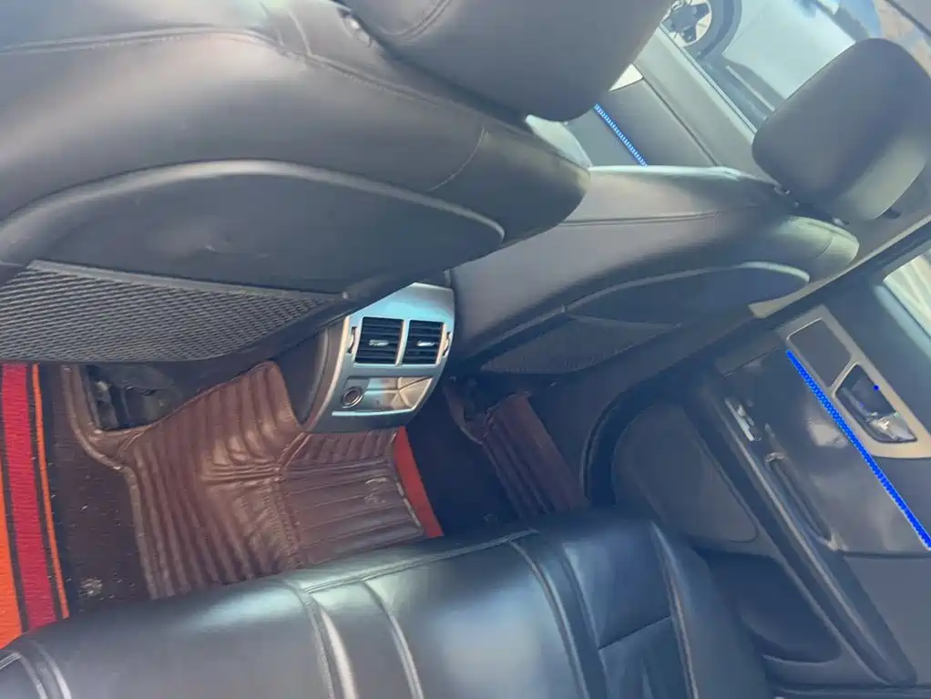 Jaguar XF — миниатюра 9