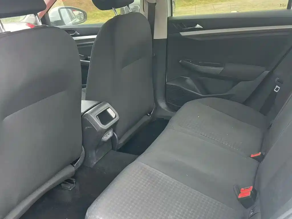 Volkswagen Bora 2021 1.5L AT Comfort Smart Connect