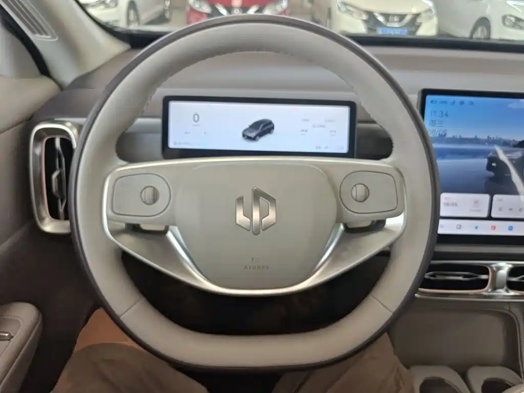 Leapmotor Leapmotor B10 — миниатюра 11