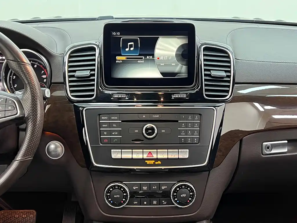 Mercedes-Benz GLS — миниатюра 29