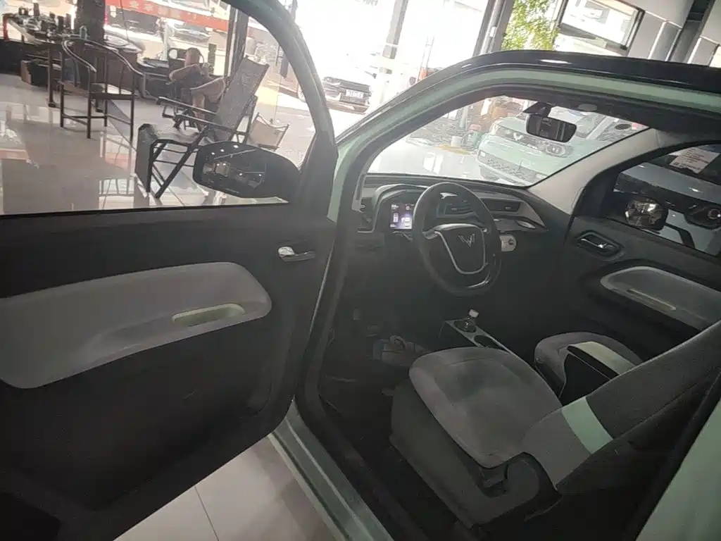 Wuling MINIEV — миниатюра 16