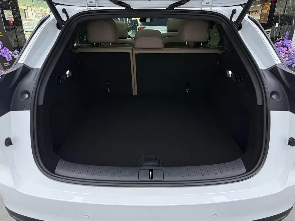Li Auto Li i6 — миниатюра 22
