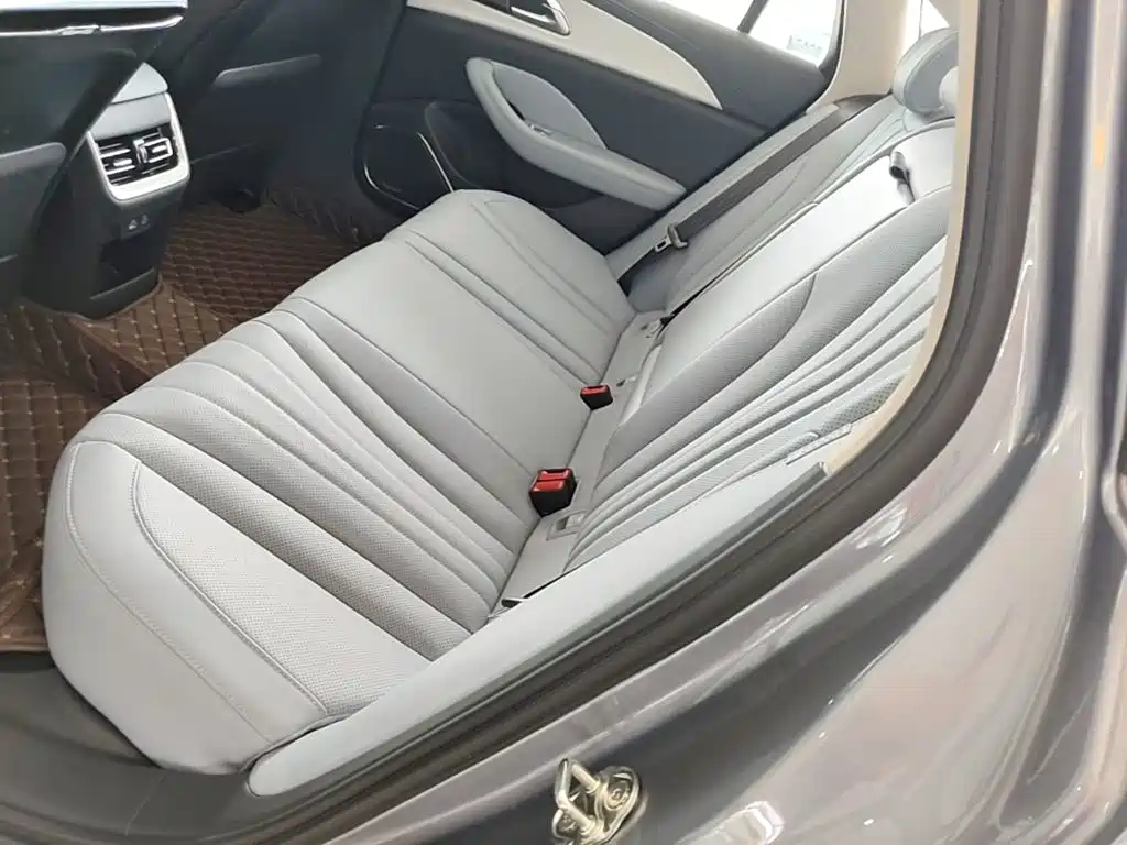 Hongqi Hongqi H5 PHEV — миниатюра 17