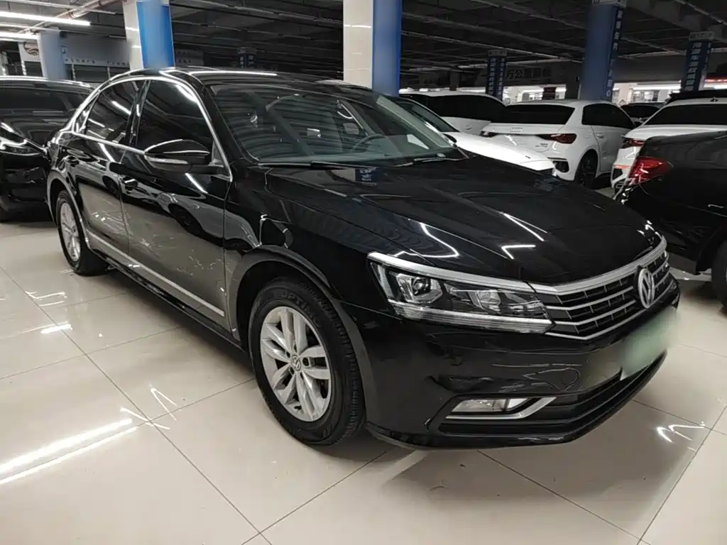 Volkswagen Passat — миниатюра 4