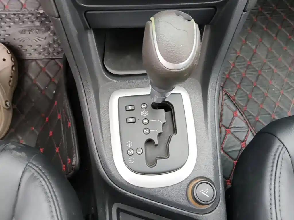 Peugeot 308 — миниатюра 14