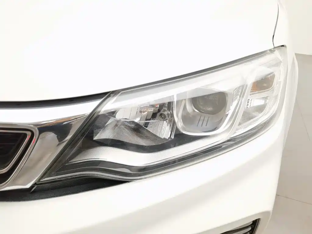 Geely Vision — миниатюра 7