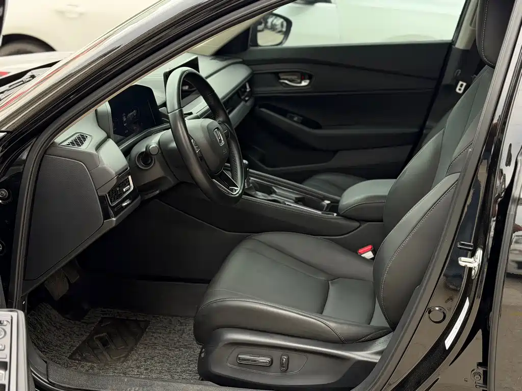 Honda Inspire — миниатюра 9