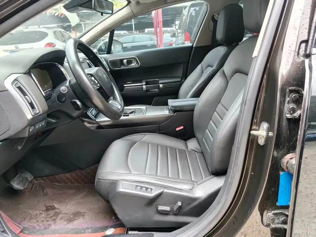 Citroen C6 — миниатюра 4