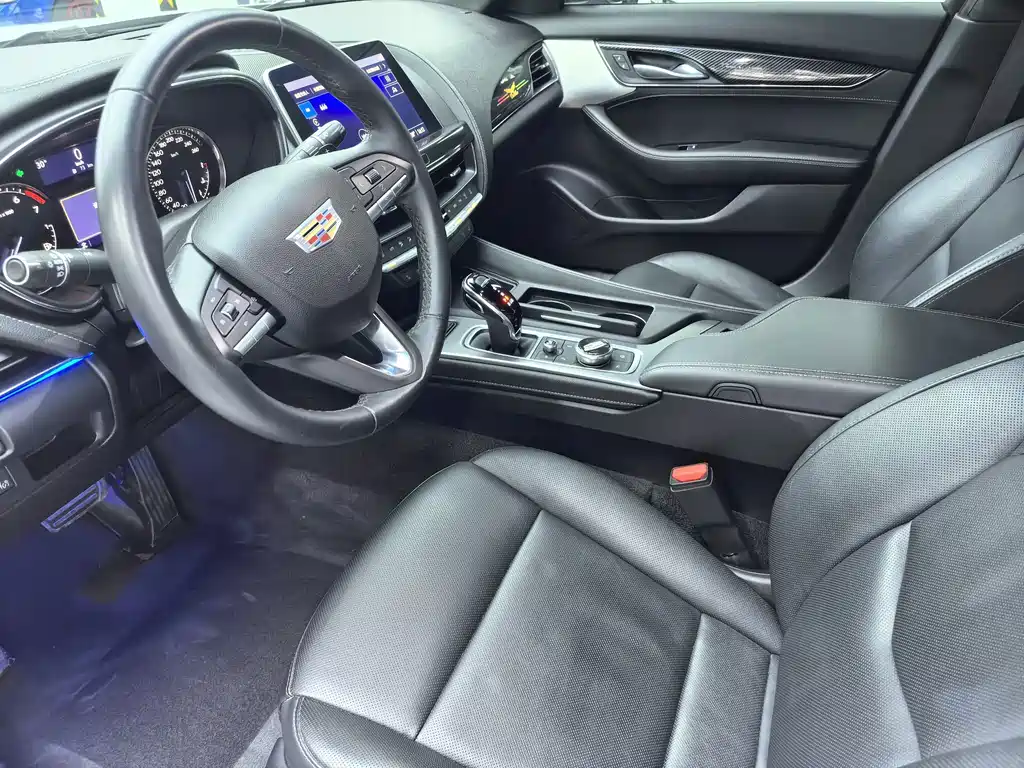 Cadillac CT5 — миниатюра 4