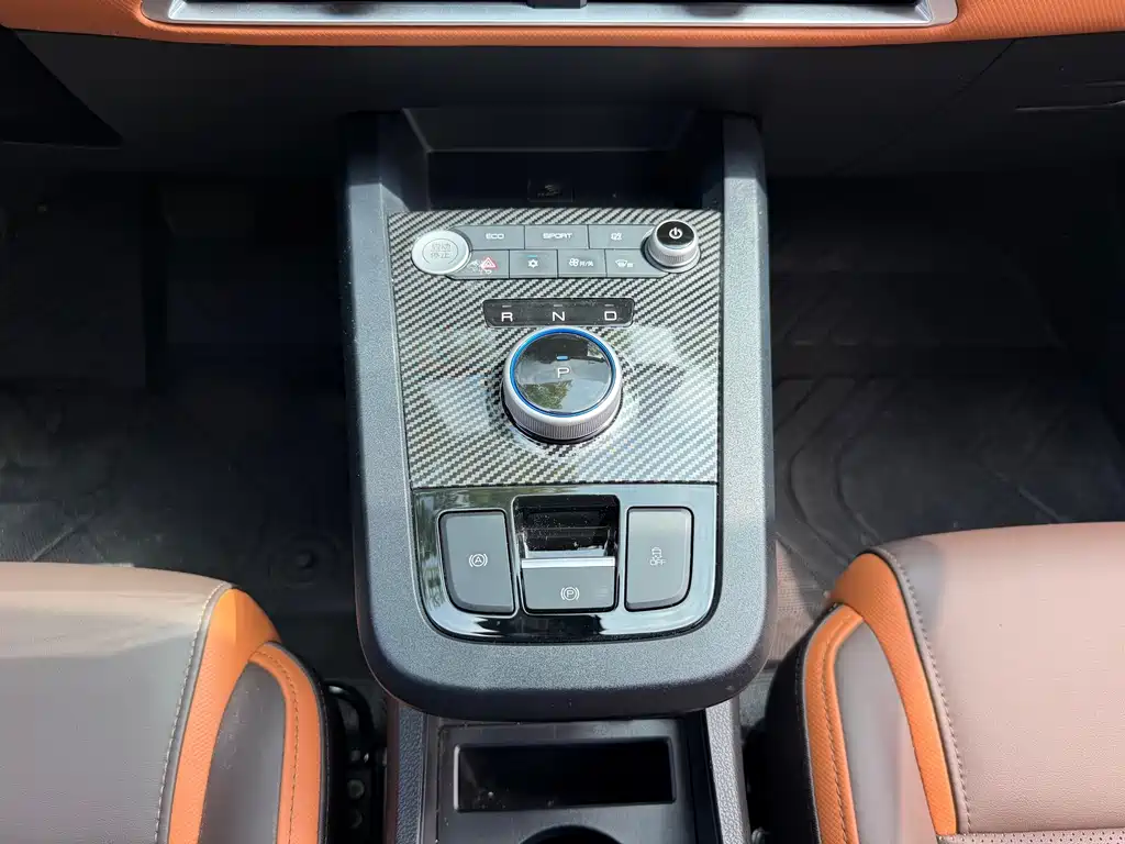 BYD e2 — миниатюра 11